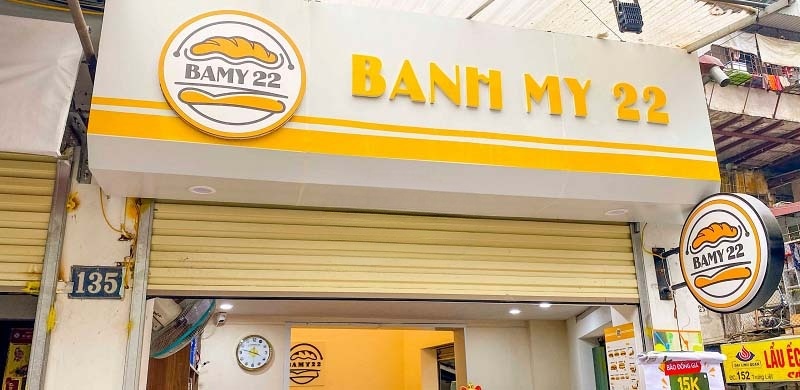 làm bảng hiệu bánh mì